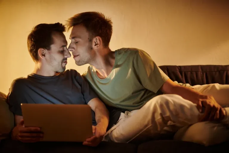 gay online sugar dating safety tips